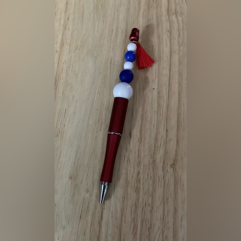 Beaded pen